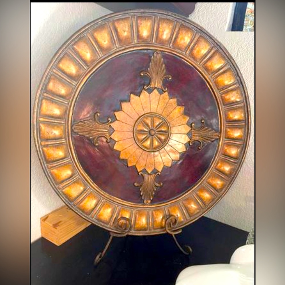 19x19 round plate for decoration, color Burgundy and gold.